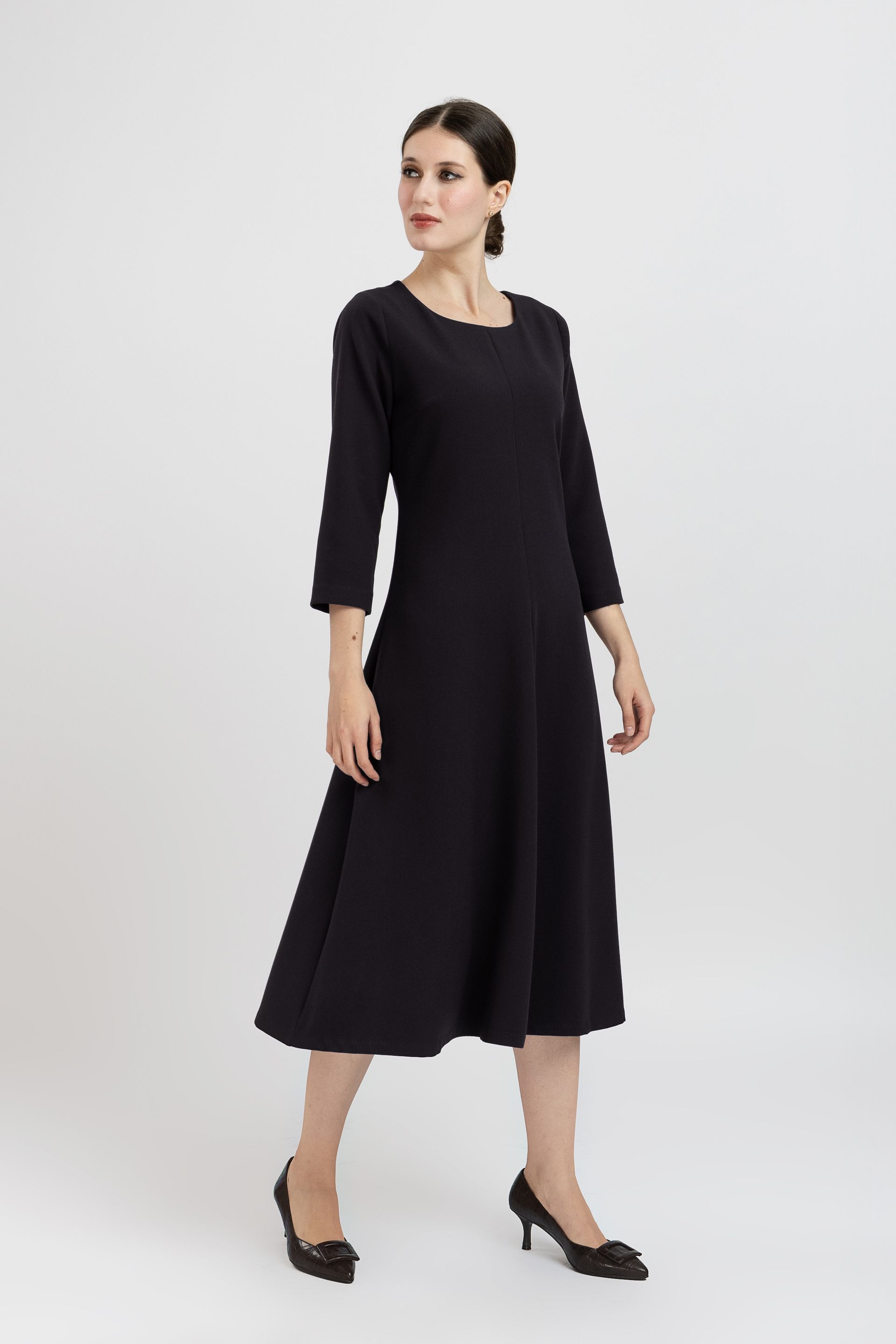 Rochie midi evazata neagra